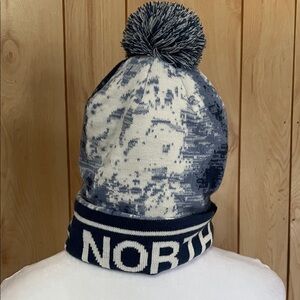 The North Face Kids Youth Blue and White Pom-Pom Beanie ONE SIZE